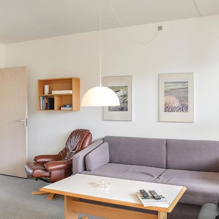 Beautiful Apartment In Ringkobing With Kitchen Extérieur photo